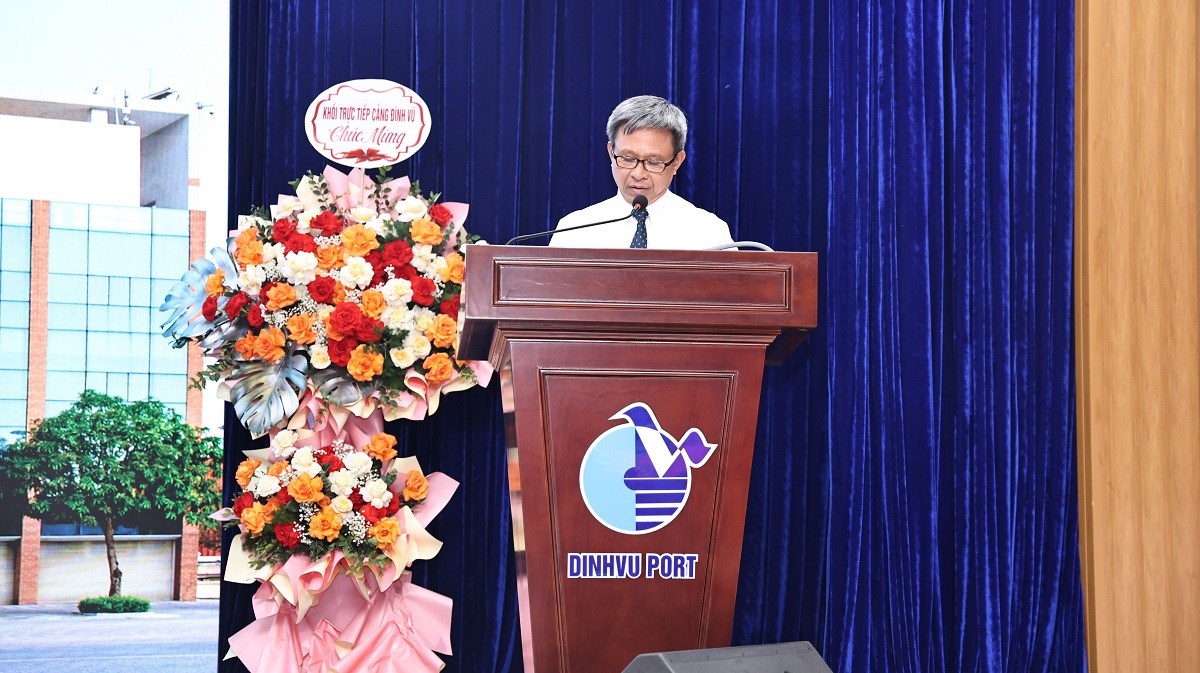 Ông Vũ Tuấn Dương - Chủ tịch HĐQT Công ty khai mạc Đại hội